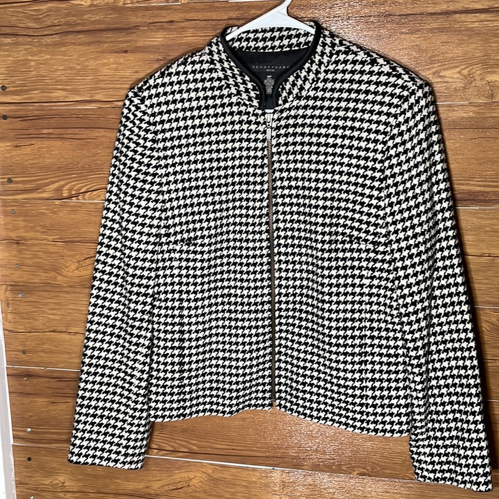 Apostrophe black and white full zip women’s jacket size 12P